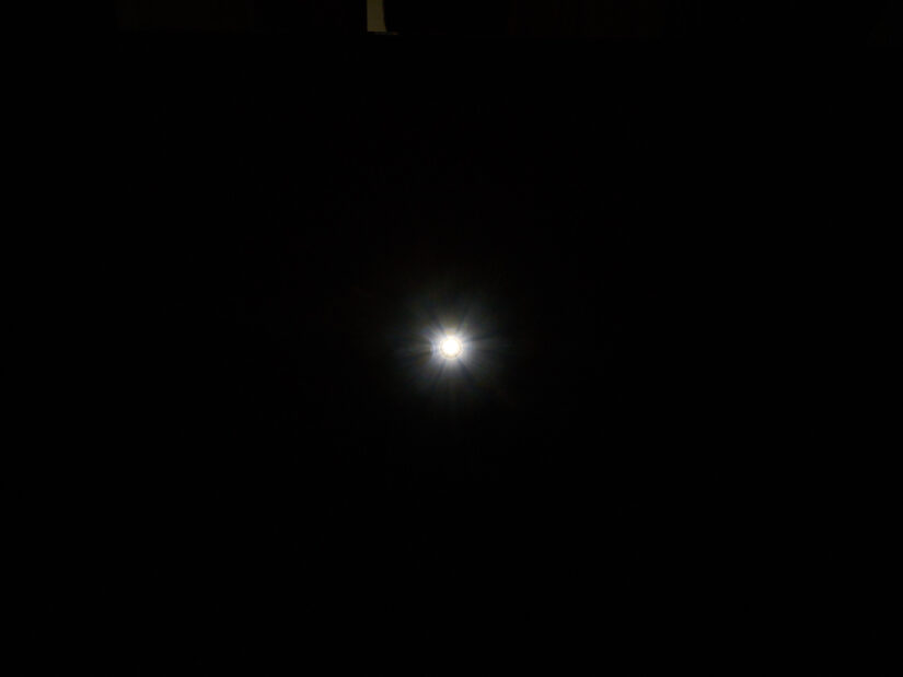 LEICA DG 8-18-F2.8-4.0 ( f/8, 1/60sec, ISO-800, 9mm )