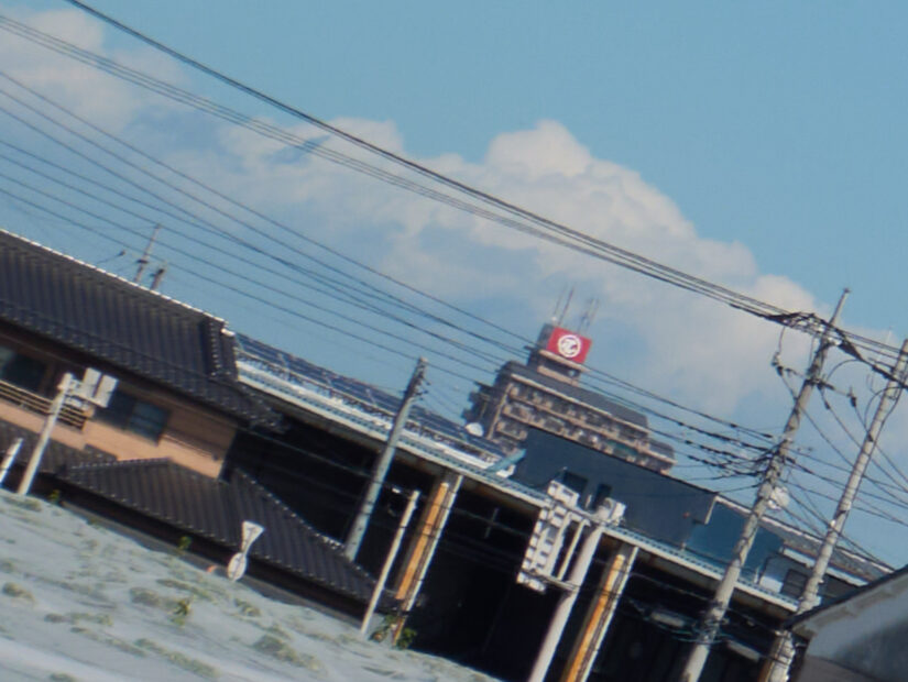 LUMIX G VARIO 12-32-F3.5-5.6 ( f/8, 1/500sec, ISO-100, 32mm )