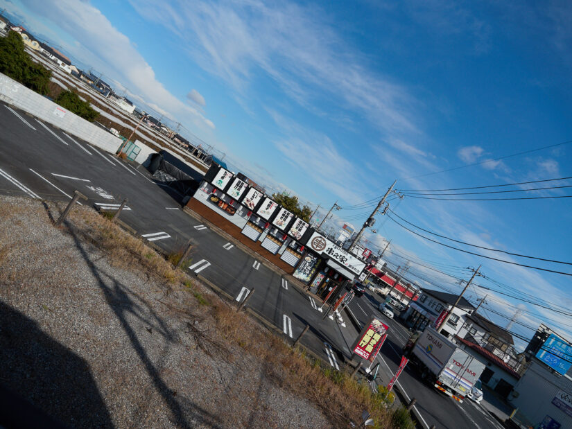 OM 12-45mm F4.0 ( f/4, 1/1600sec, ISO-100, 12mm )