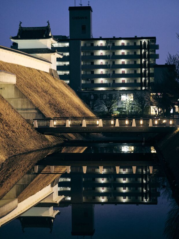 DC-GF9 ( f/5.3, 1/15sec, ISO-3200, 45mm )